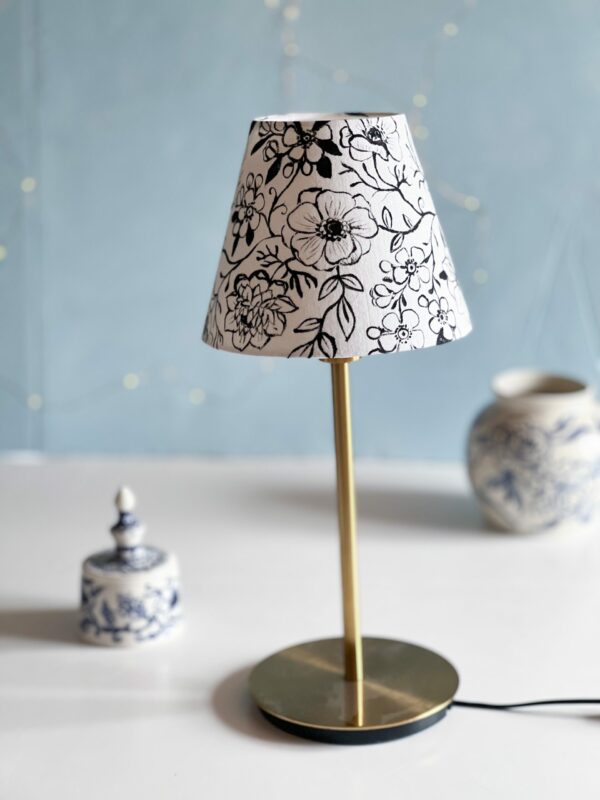Lampskärm rak svartvit anemon