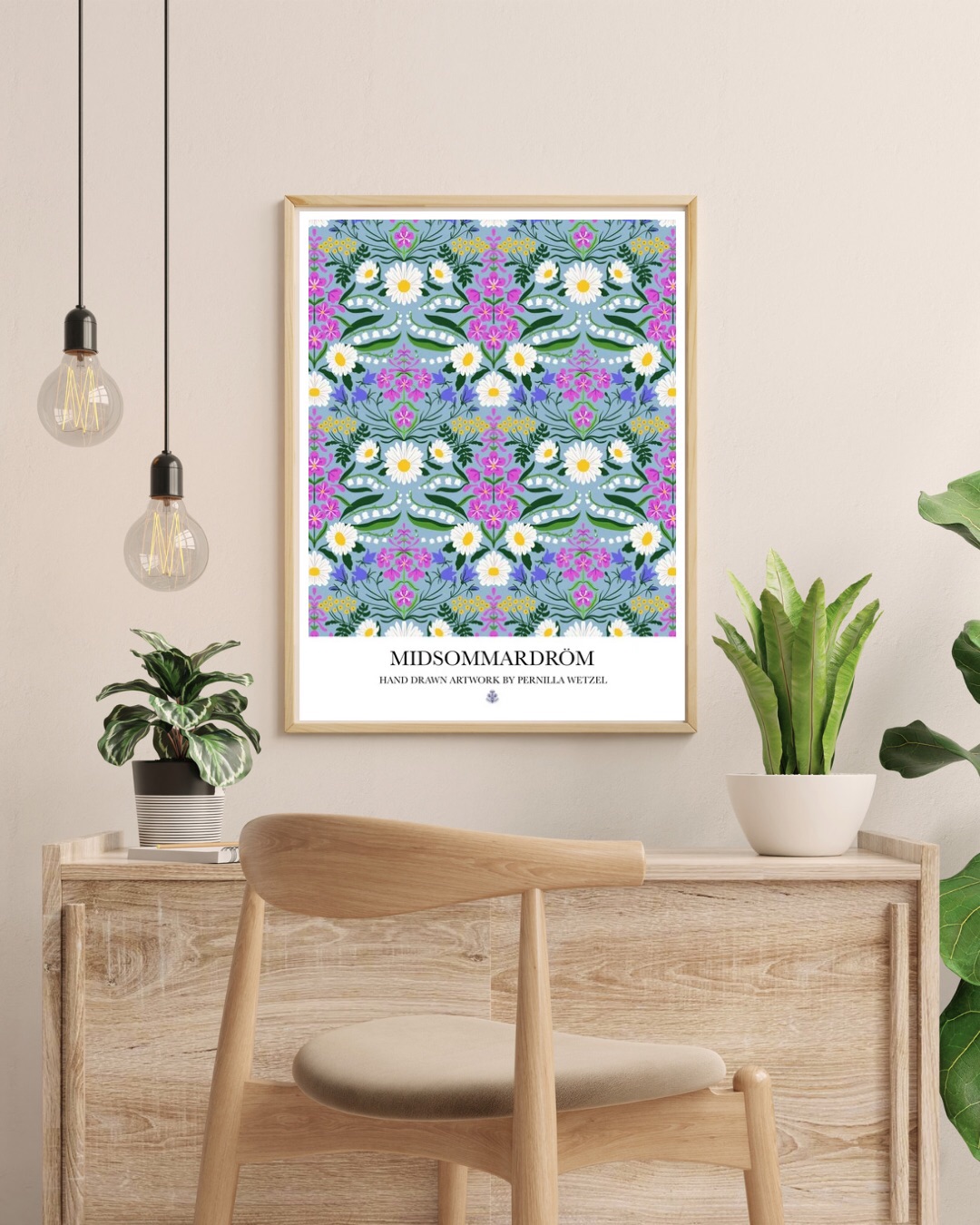 Poster med kurbitsmotiv inspirerat av midsommarens blomster i vägkanten, av Pernilla Wetzel