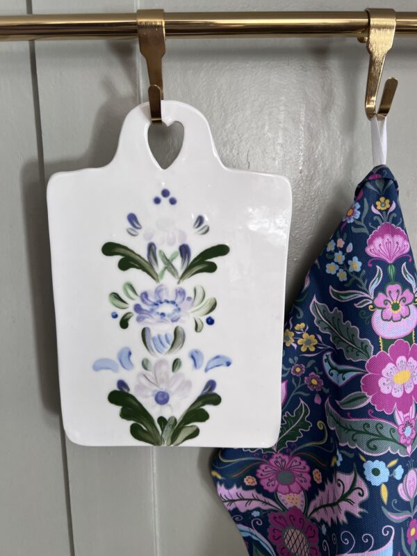 Ostbricka/skärbräda lila kurbits