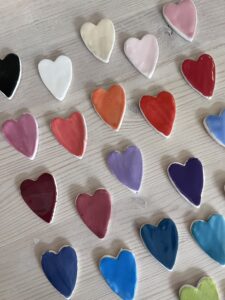 Måa din egen keramik, färgerna du kan välja mellan