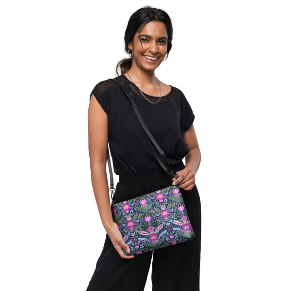 Kuvertväska/ Crossbody bag mörkblå kurbits - Bild 3