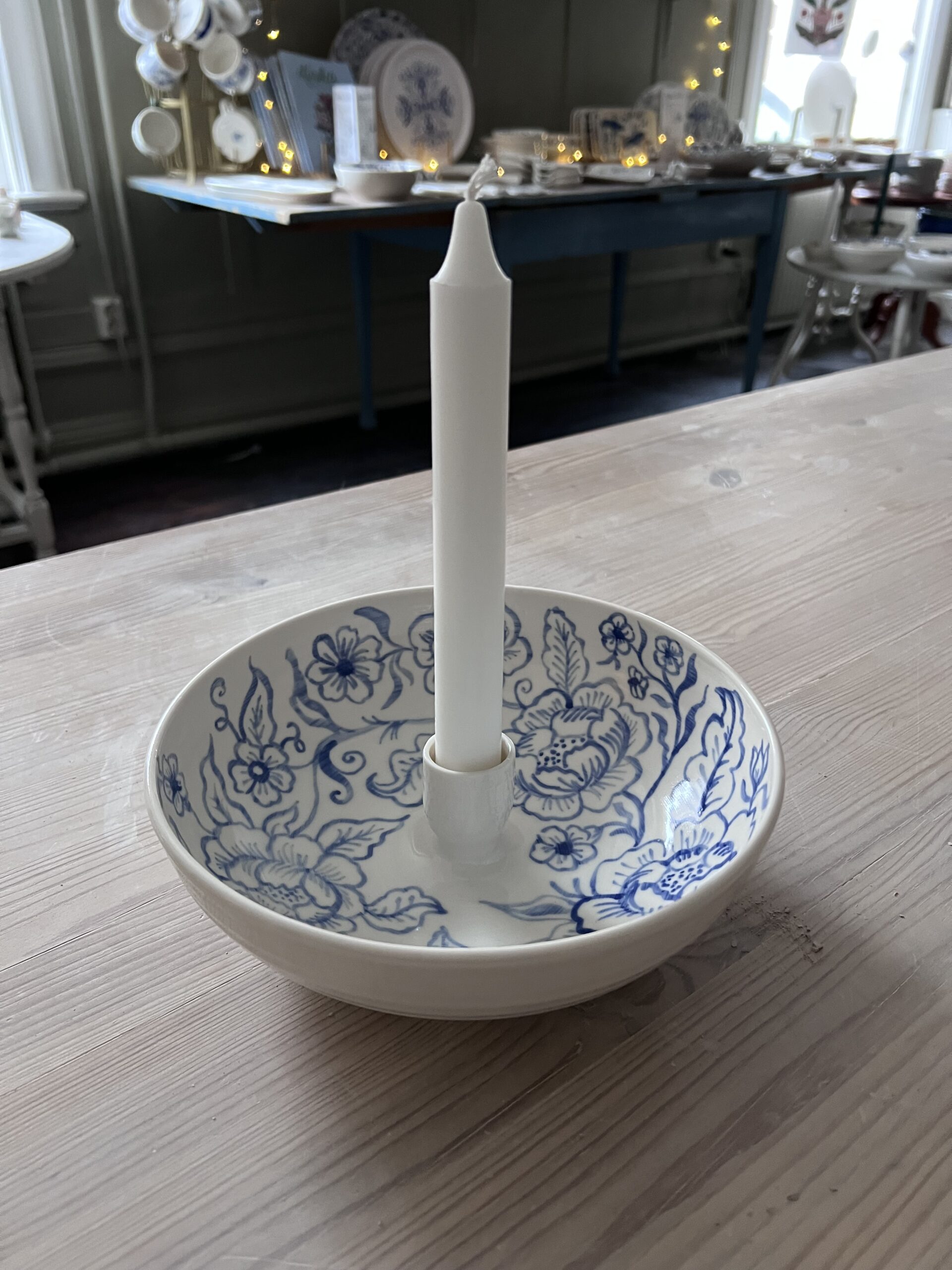 Ljusskål blåvit stor nr 3