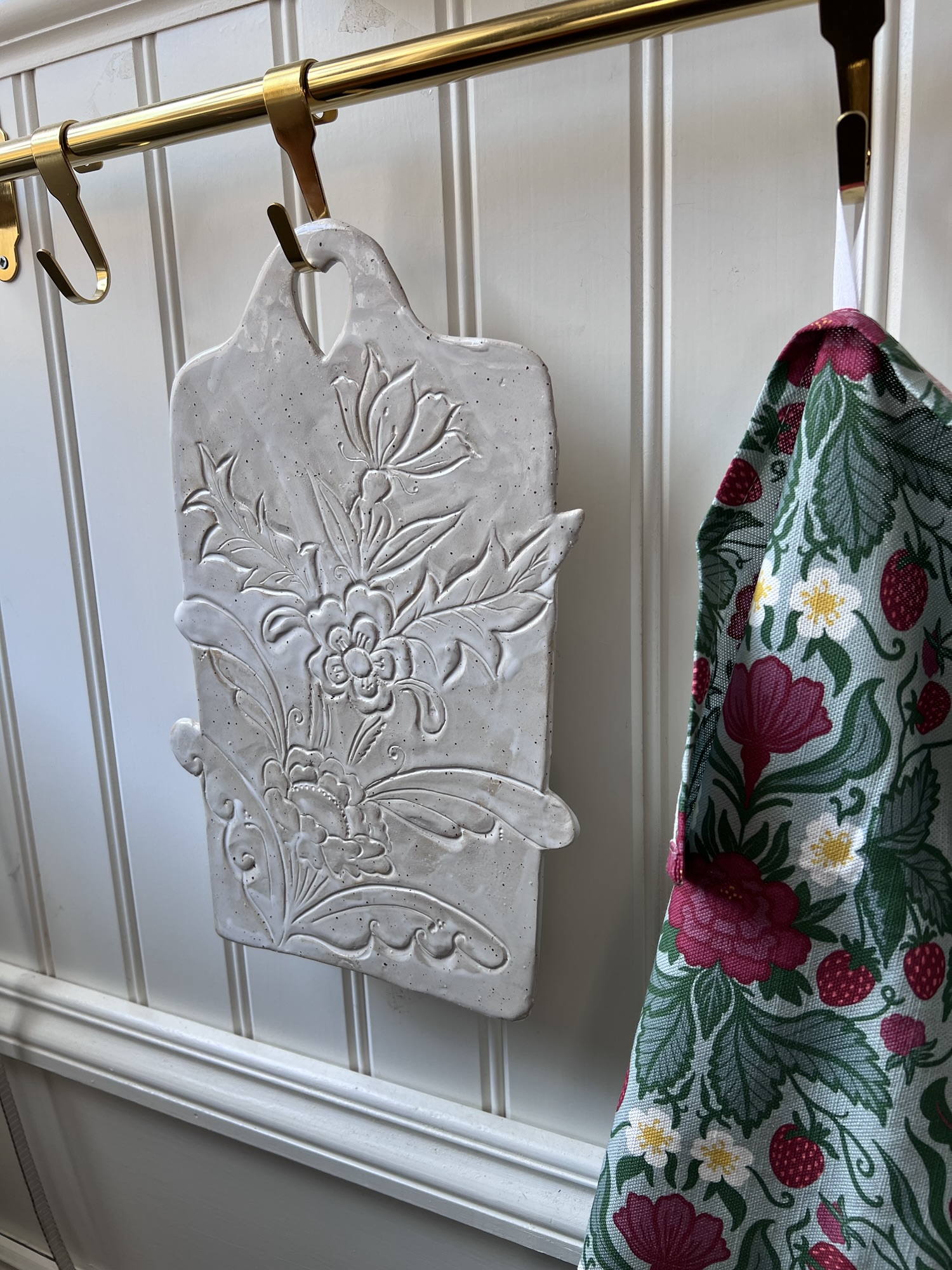 Skärbräda, serveringsfat för ost och kex stengods