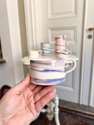 Kaffekopp marmourerad mixad (mest blå) unikt exemplar
