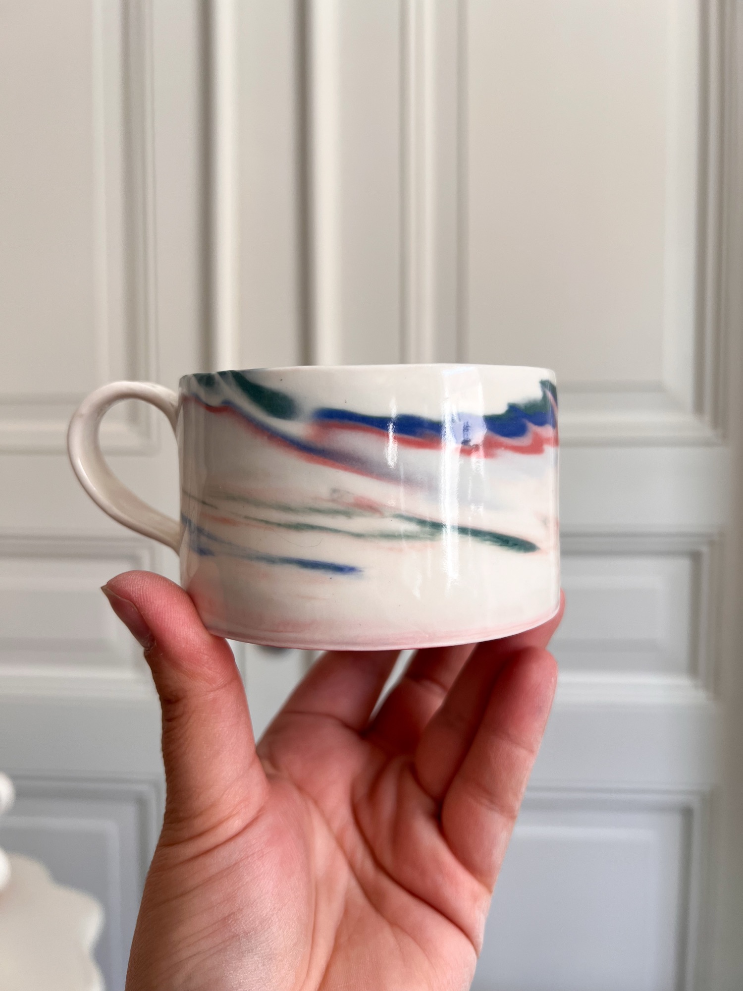 Kaffekopp marmourerad mixad (mest röd) unikt exemplar - Bild 2