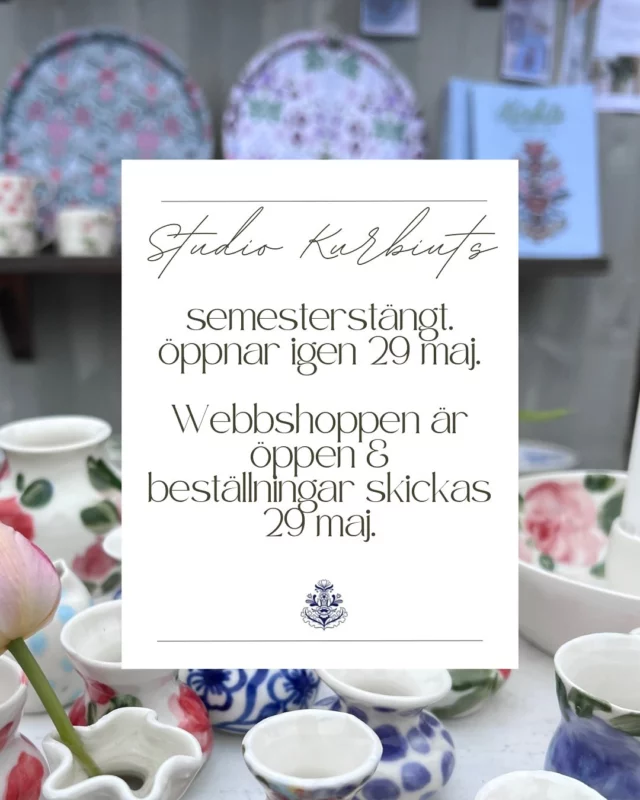 Semesterstängt denna helg och hela nästa vecka, men webbshoppen som ni är påfylld med massa nytt är fortsatt öppen och beställningar som kommer in nu skickas 29 maj när jag är åter i butiken igen. 29 maj öppet 10-16, och det finns platser att knipa på en AW i kurbitsmåleri den kvällen.