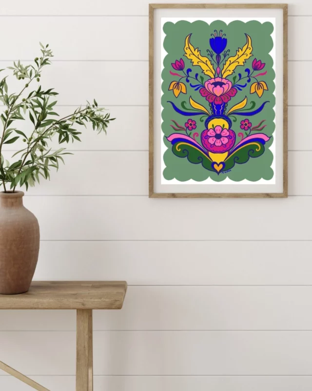 Fyll dina väggar med färg och glädje med detta färgglada motiv med ett kurbitsmönster. Denna kurbits är handmålad digitalt och har en färgglad inramning. Postern kommer med ett smalt vitt passepartout för att lättare kunna ramas in....

https://www.studiokurbits.se/produkt/poster-kurbits-sprakande-farger/
